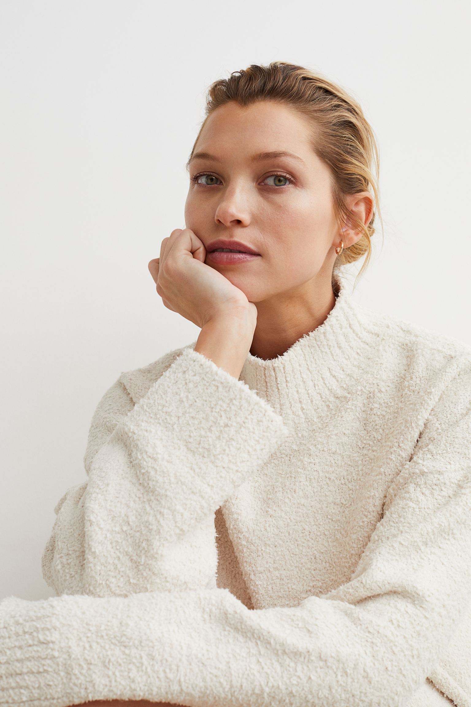 Fluffy-knit Sweater - immagine 3